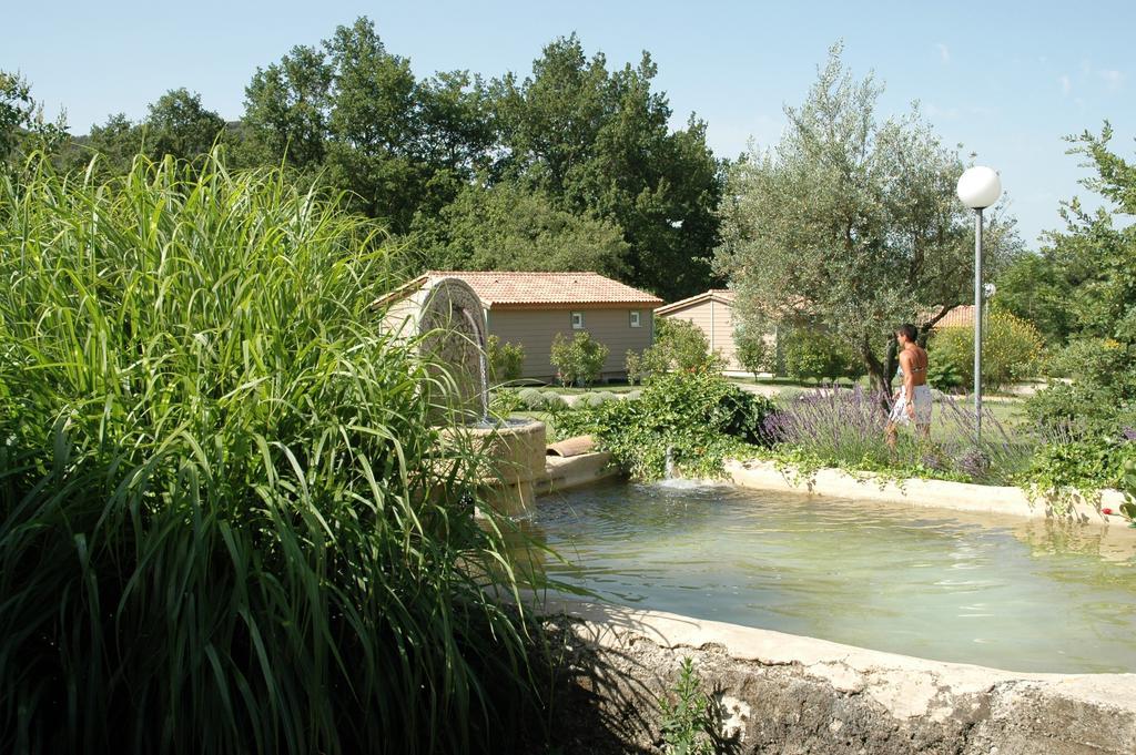 Domaine Des Bridoux Village De Gites Mirabel-aux-Baronnies Habitación foto